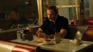 Кадры из фильма Реальный Рокки / The Bleeder (2017)