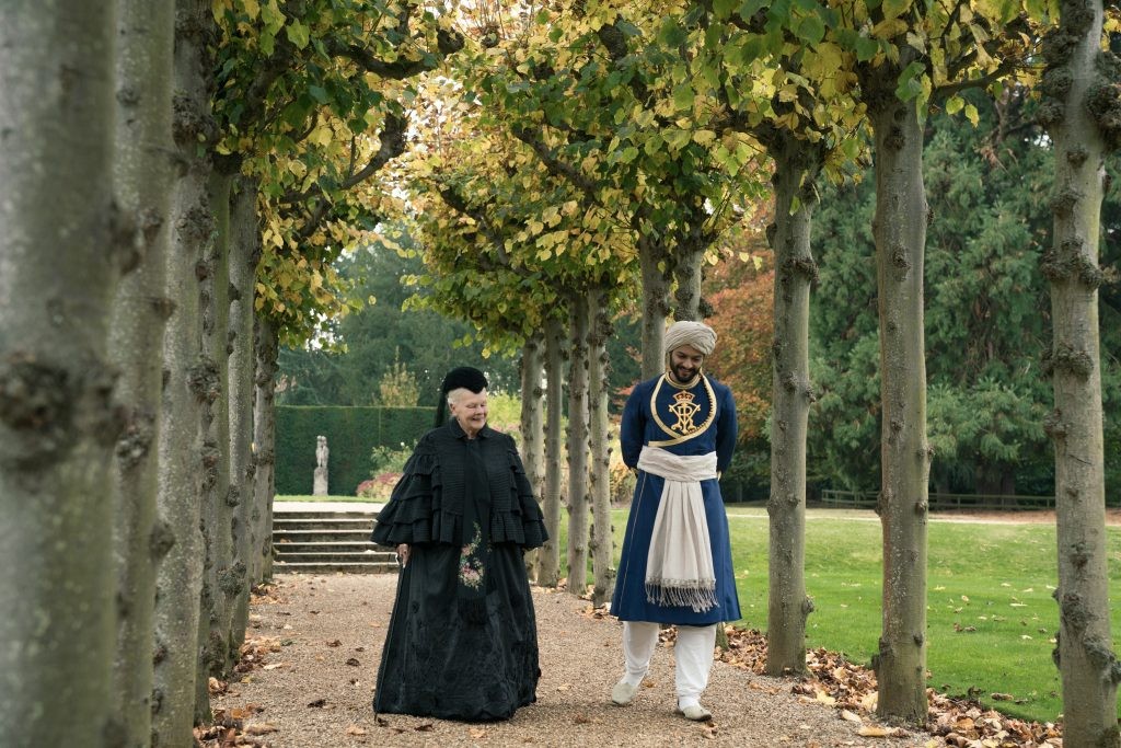 Кадр из фильма Виктория и Абдул / Victoria and Abdul (2017)