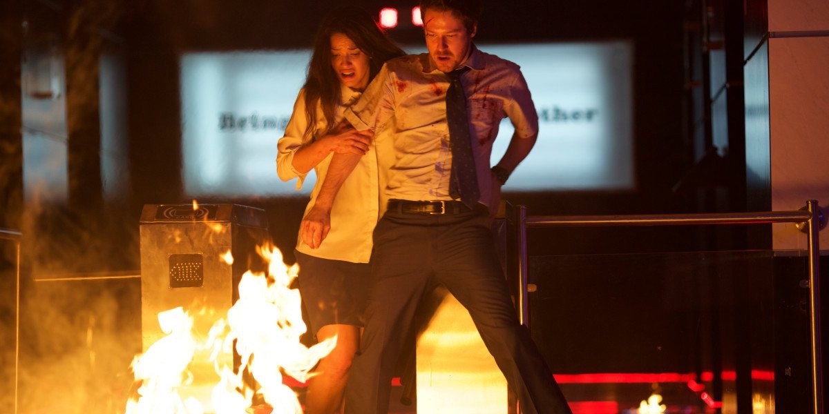 Кадр из фильма Эксперимент «Офис» / The Belko Experiment (2016)