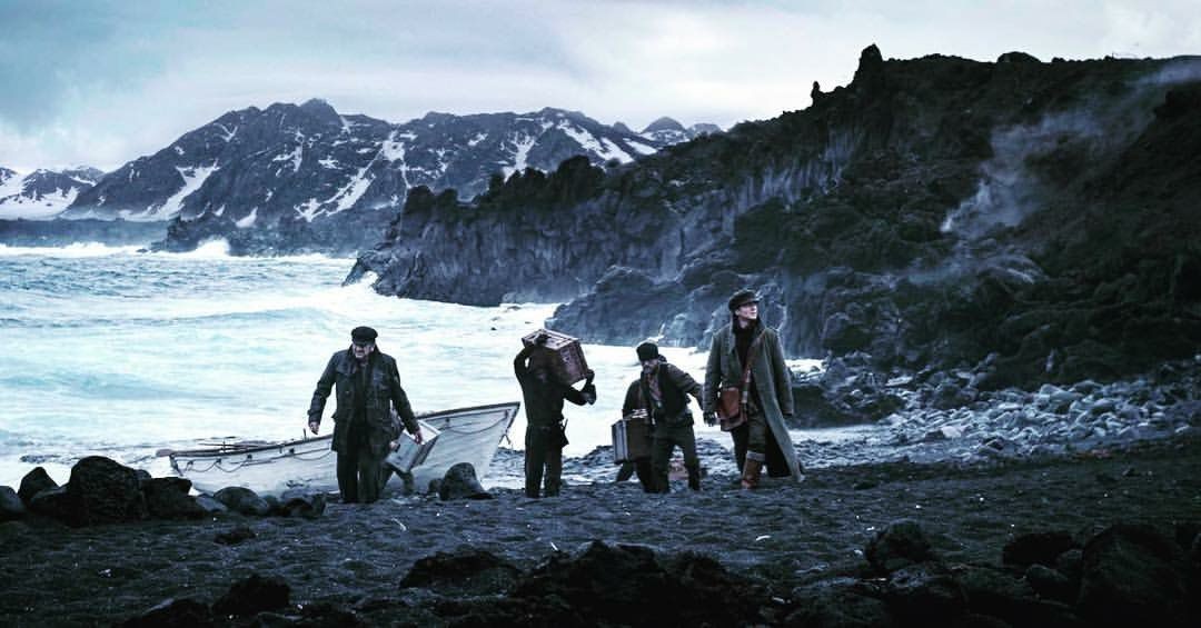 Кадр из фильма Атлантида / Cold Skin (2017)