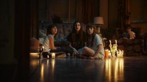 Кадры из фильма Уиджи: Проклятие Вероники / Verónica (2017)