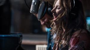 Кадры из фильма Звезда родилась / A Star Is Born (2018)