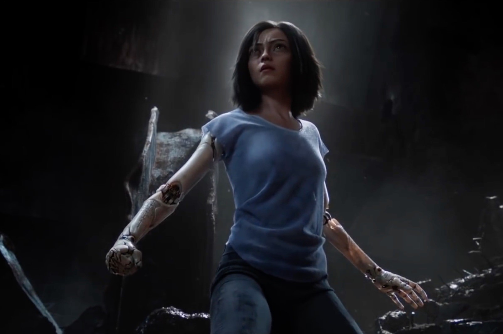 Кадр из фильма Алита: Боевой ангел / Alita: Battle Angel (2019)