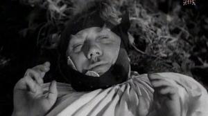 Кадры из фильма Близнецы (1945)
