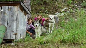 Кадры из фильма Тимбер – говорящая собака / Timber the Treasure Dog (2016)
