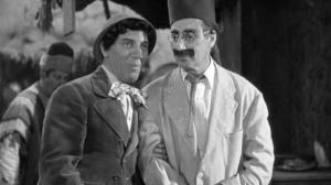 Кадры из фильма Ночь в Касабланке / A Night in Casablanca (1946)