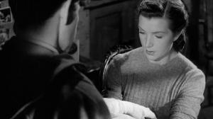 Кадры из фильма Выбывший из игры / Odd Man Out (1947)
