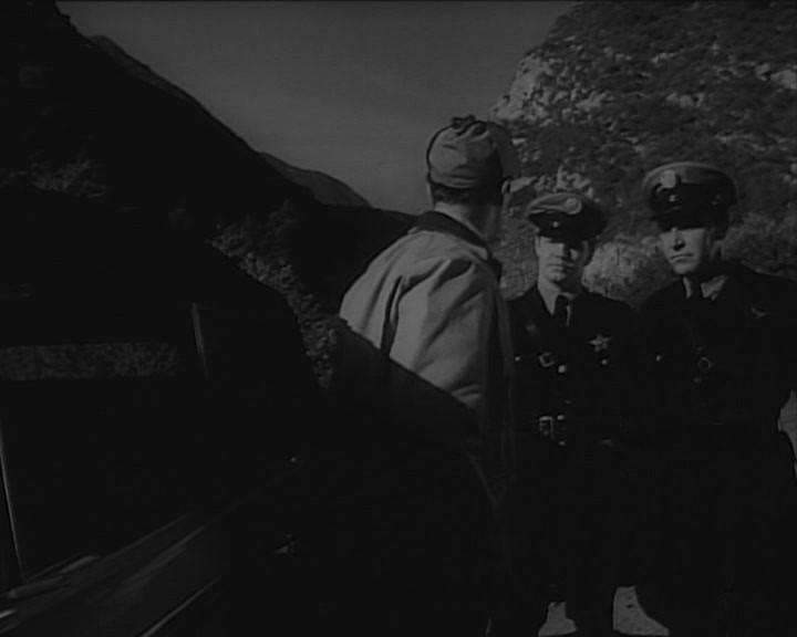 Кадр из фильма Грязная сделка / Raw Deal (1948)