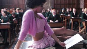 Кадры из фильма Безумные преподы: Миссия в Лондон / Les profs 2 (2015)