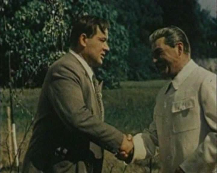 Кадр из фильма Падение Берлина (1949)