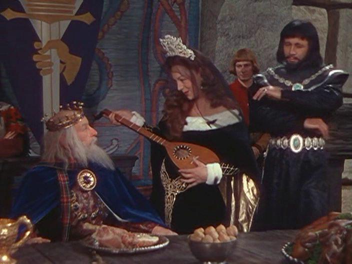Кадр из фильма Янки при дворе короля Артура / A Connecticut Yankee in King Arthur's Court (1949)