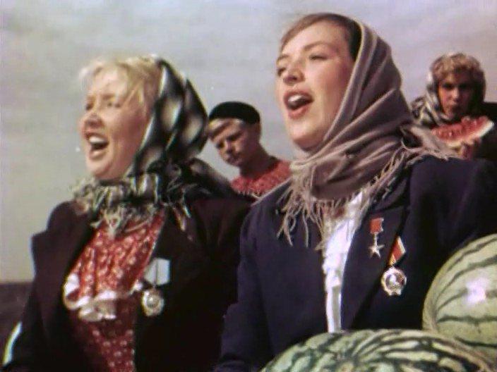 Кадр из фильма Кубанские казаки (1950)
