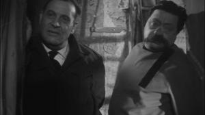 Кадры из фильма Собачья жизнь / Vita da cani (1950)
