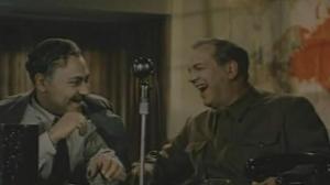Кадры из фильма Далеко от Москвы (1950)