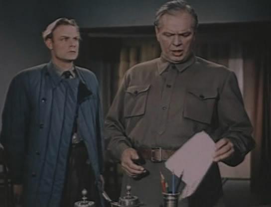 Кадр из фильма Далеко от Москвы (1950)