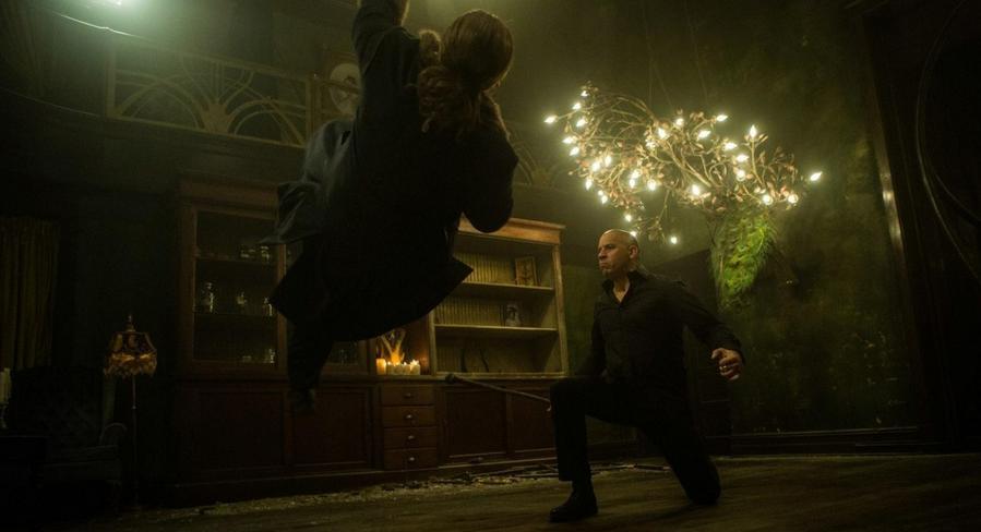 Кадр из фильма Последний охотник на ведьм / The Last Witch Hunter (2015)