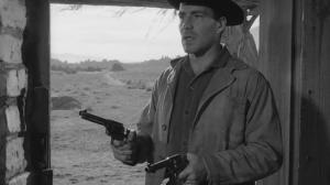Кадры из фильма Нападение на почтовую станцию / Rawhide (1951)