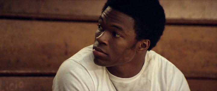 Кадр из фильма Вудлон / Woodlawn (2015)
