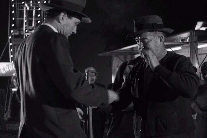 Кадр из фильма Незнакомцы в поезде / Strangers on a Train (1951)
