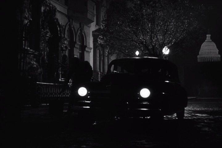 Кадр из фильма Незнакомцы в поезде / Strangers on a Train (1951)