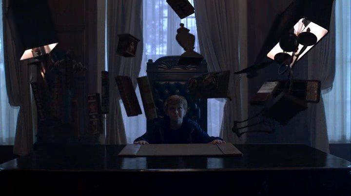 Кадр из фильма Зловещий / Ominous (2015)