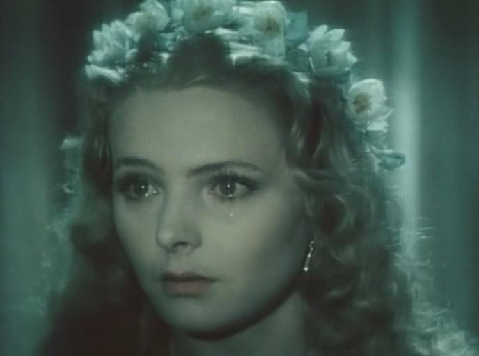Кадр из фильма Майская ночь, или утопленница (1952)