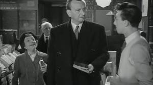 Кадры из фильма Последняя страница / The Last Page (1952)