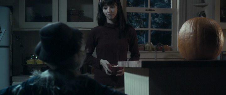 Кадр из фильма Канун Дня Всех Святых 2 / All Hallows' Eve 2 (2015)