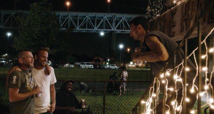 Кадр из фильма Американский герой / American Hero (2015)