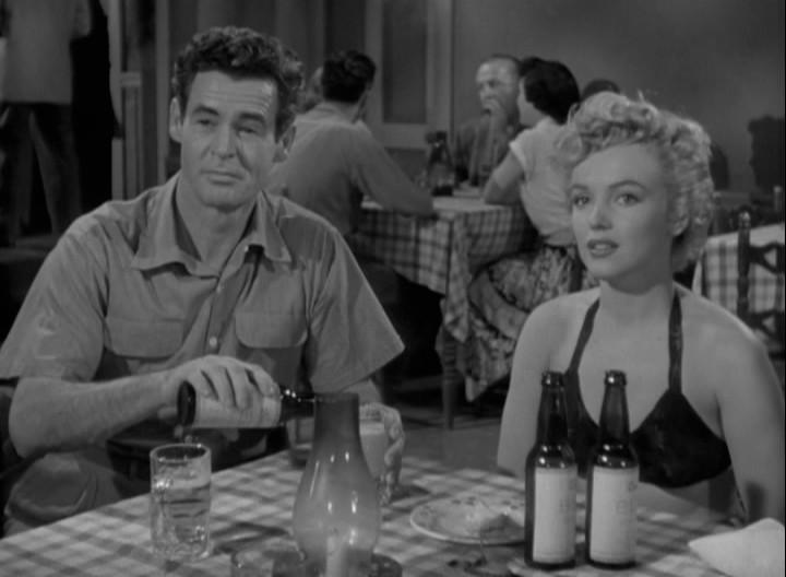 Кадр из фильма Стычка в ночи / Clash By Night (1952)