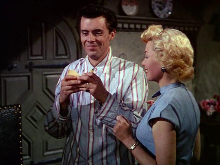 Кадр из фильма Бедная принцесса / Penny Princess (1952)