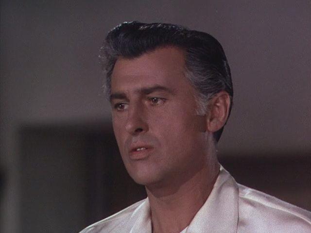 Кадр из фильма Узник крепости Зенда / The Prisoner of Zenda (1952)