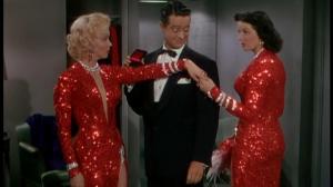 Кадры из фильма Джентльмены предпочитают блондинок / Gentlemen Prefer Blondes (1953)