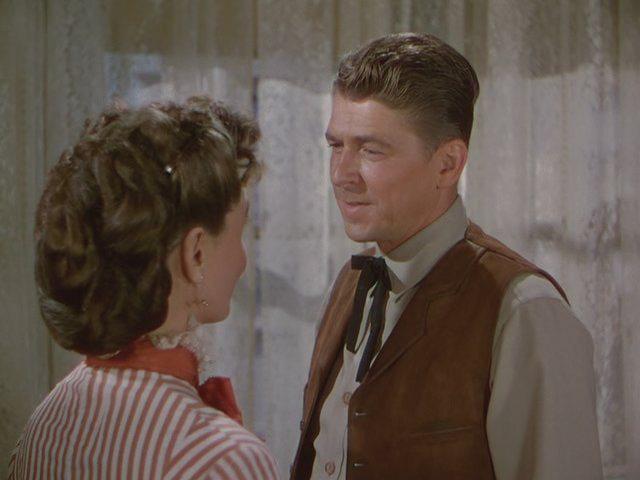 Кадр из фильма Закон и порядок / Law and Order (1953)