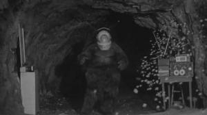Кадры из фильма Робот-монстр / Robot Monster (1953)