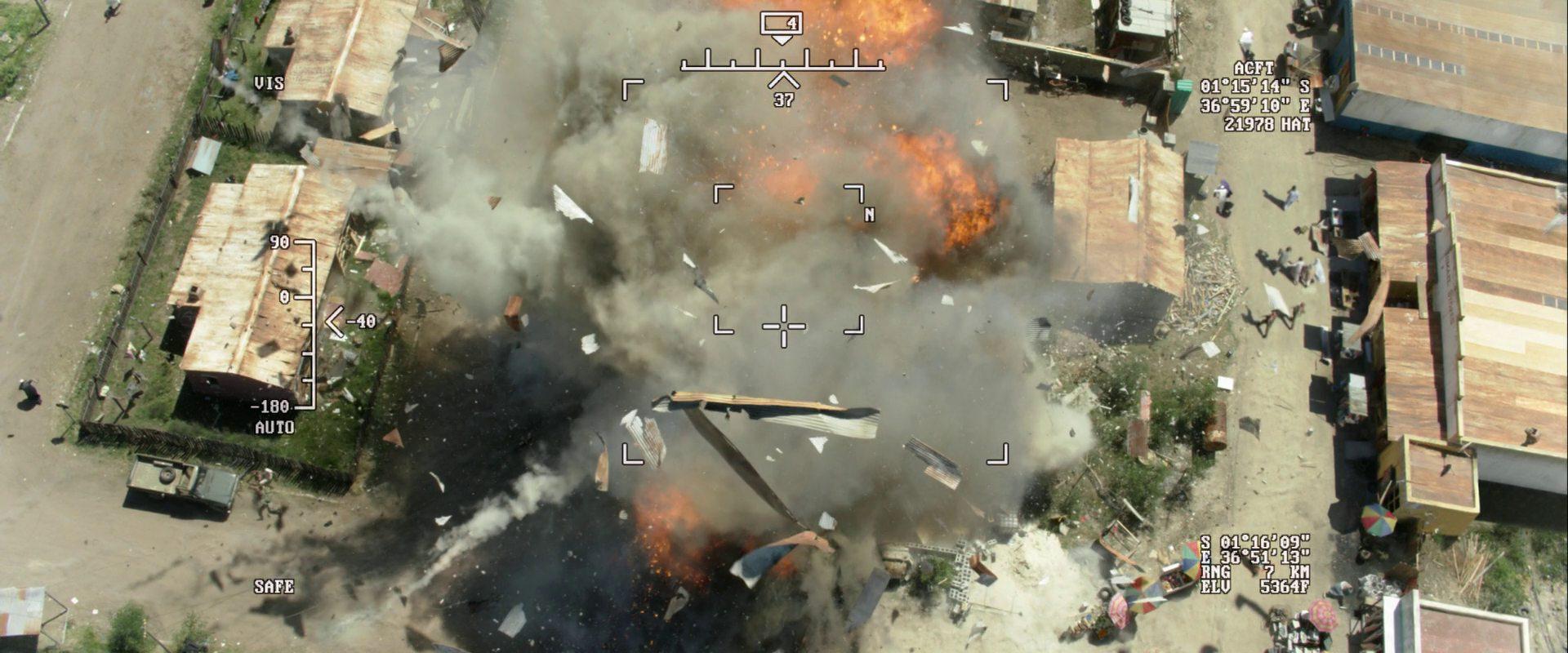 Кадр из фильма Всевидящее око / Eye in the Sky (2015)