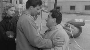Кадры из фильма Маменькины сынки / I vitelloni (1953)