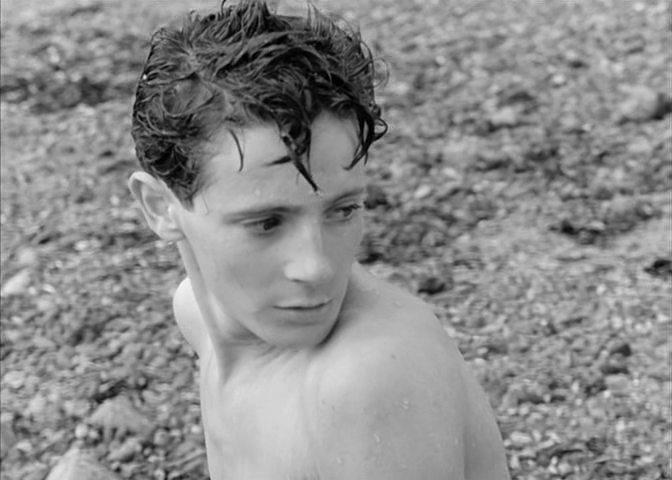 Кадр из фильма Хлеб в траве / Le blé en herbe (1954)