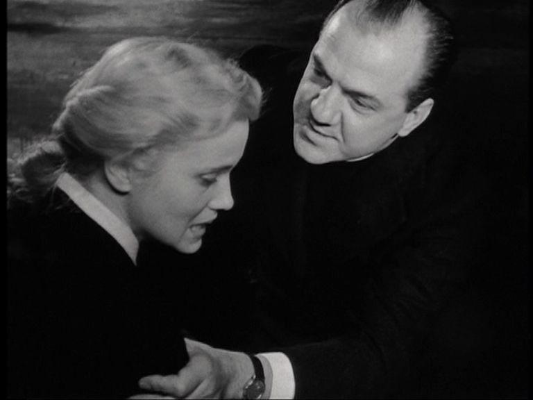 Кадр из фильма В порту / On the Waterfront (1954)