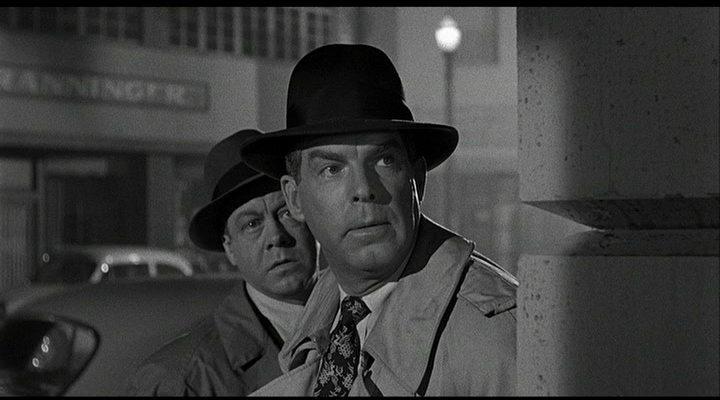 Кадр из фильма Легкая добыча / Pushover (1954)