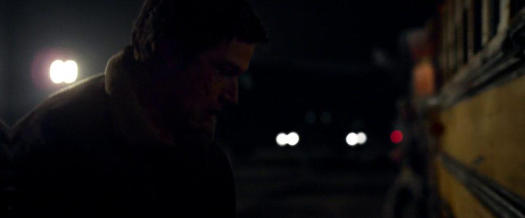 Кадр из фильма Вымирание / Extinction (2015)
