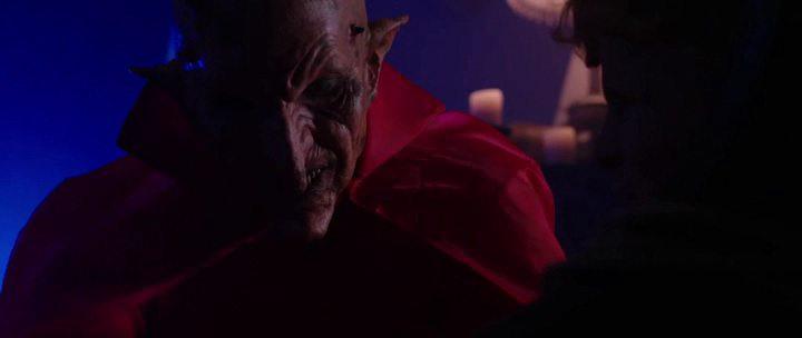 Кадр из фильма Город монстров / Tales of Halloween (2015)
