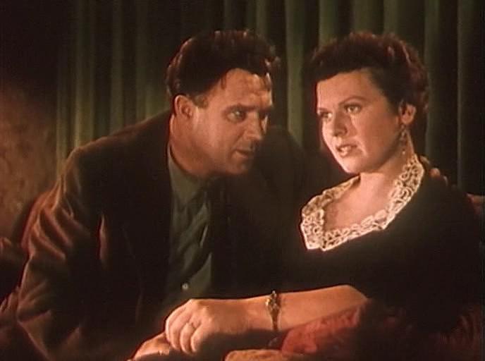Кадр из фильма Испытание верности (1954)
