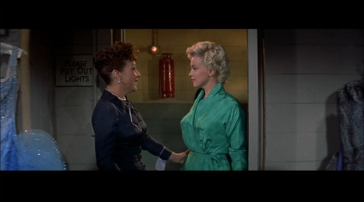 Кадр из фильма Нет такого бизнеса, как шоу-бизнес / There's No Business Like Show Business (1954)