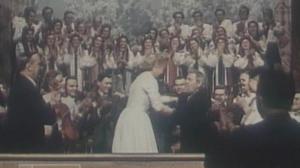 Кадры из фильма В один прекрасный день (1955)
