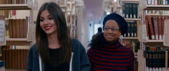 Кадр из фильма Те, кого нельзя целовать / Naomi and Ely's No Kiss List (2015)