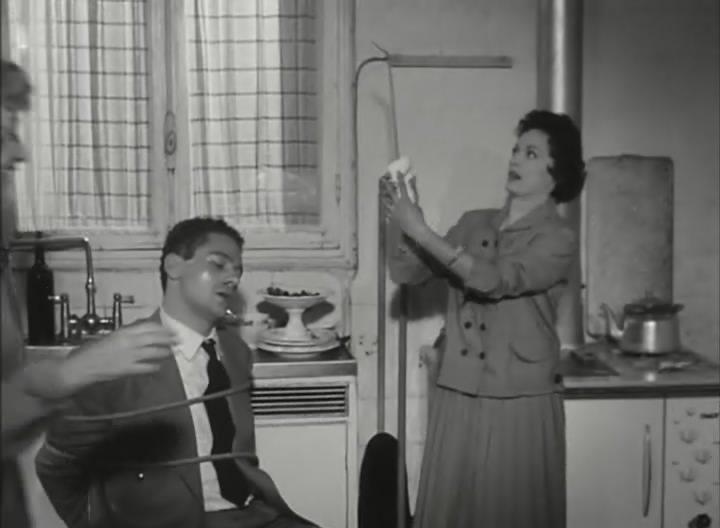 Кадр из фильма Пеп устанавливают закон / Les pépées font la loi (1955)