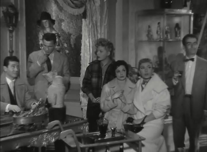 Кадр из фильма Пеп устанавливают закон / Les pépées font la loi (1955)