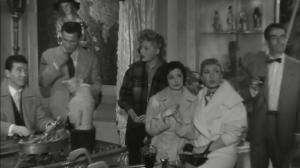Кадры из фильма Пеп устанавливают закон / Les pépées font la loi (1955)