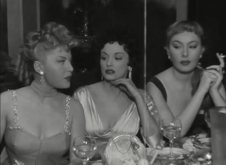 Кадр из фильма Пеп устанавливают закон / Les pépées font la loi (1955)